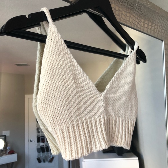 Brandy Melville Festival Knit Bralette Crop - Picture 2 of 7